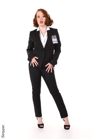 Lottie Magne in The XXX Files at IStripper