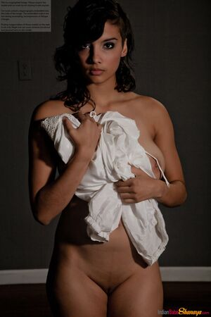 Indian Babe Shanaya in Elegant Indian Beauty
