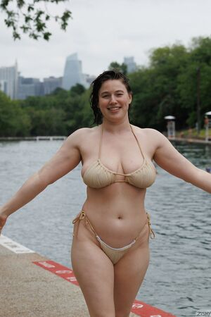 Riley Nixon in Is So Grateful at Zishy