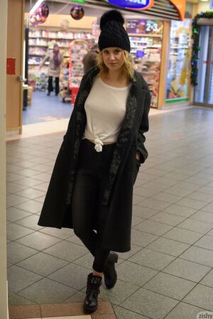 Casey Nohrman in Euro Freezing at Zishy