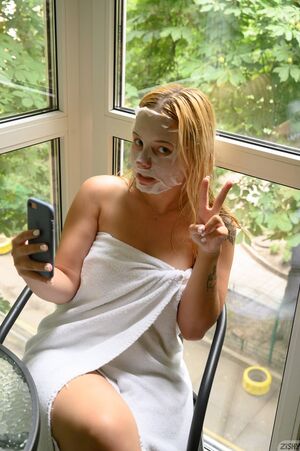 Bianca Bell in Baby Brunch 2 at Zishy