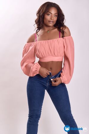 Rhae Woods in Roll In The Rhae at BaDoinkVR