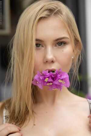 Nastya in The Exotic Corner at Photodromm