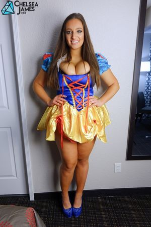 Chelsea James Snow White Costume