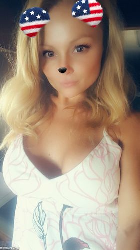 Meet Madden Pussy Snaps