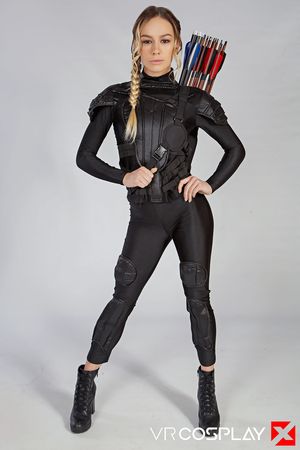 Naomi Swann Hunger Games VR Cosplay X
