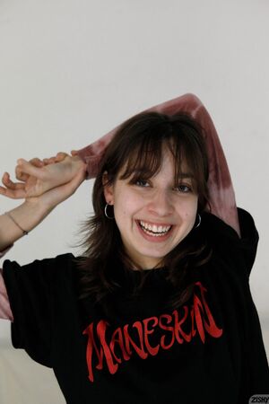 Geral Santos in Swan Life 1 at Zishy