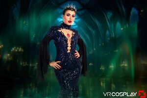 Gal Ritchie in Snow White And The Evil Queen A XXX Parody at VR Cosplay X