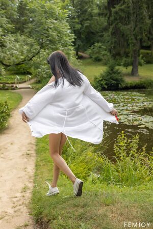 Bernie in It's Hot Outside at Femjoy