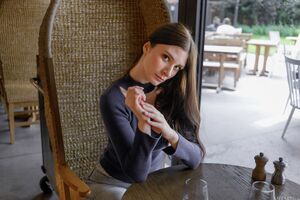 Marion Summers in Persuading at MetArt