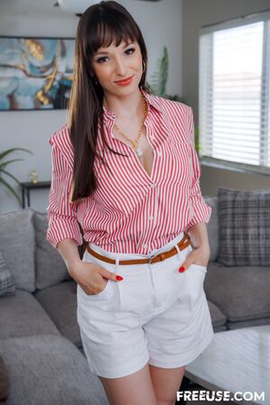 Lexi Luna Wants Him to Stay Out of Trouble, He Wants To Fuck Her Face at Use POV