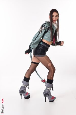 Vixi Rafi in Zero Zipper Zone at IStripper