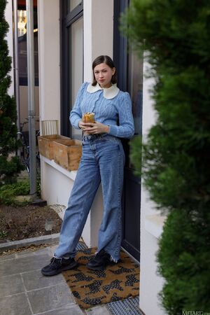 Lucy Dumas in Pleasant Day at MetArt