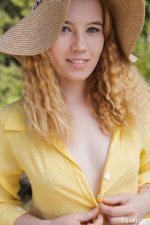 Erika Fox in Outside at Femjoy