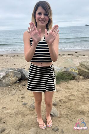 Dez Hansen in Set 416437 at ATK Girlfriends