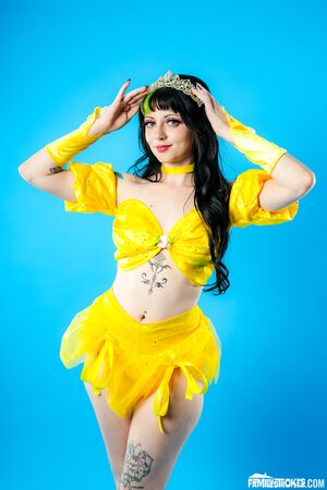 Kitty Cam in Save Me, Fuck Me, Stepbro at Sis Loves Me