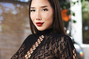 Layla Scarlett in Come Be Scared With Me at Watch4Beauty