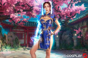 Scarlette Moon in Street Fighter Chun Li A XXX Parody at VR Cosplay X