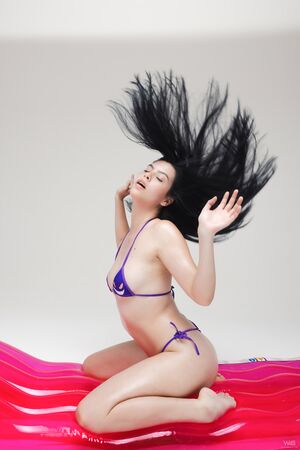 Sally Hunter in Pink Is Sweet at Watch4Beauty