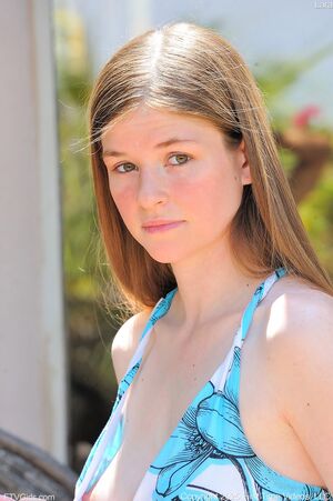 Lara Brookes in Squirt Everywhere at FTV Girls