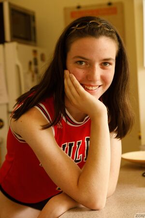 Bella Rosenfeld in The Chicago Rose 1 at Zishy