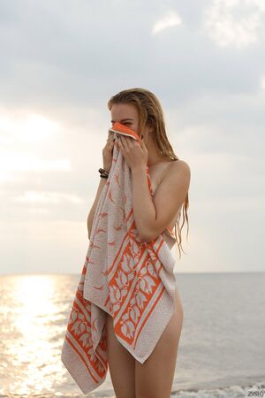 Sonya Buse in Summer Saga 4 at Zishy