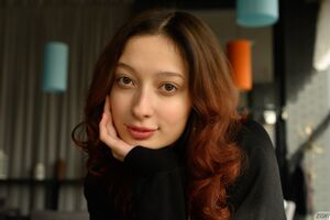 Letty Steine Romantic Winter 1 Candid Zishy