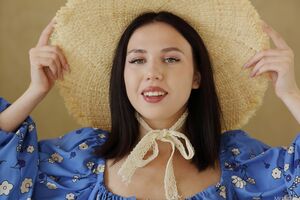 Kris Si Sexy Blue Dress MetArt