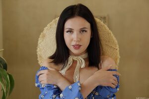 Kris Si Sexy Blue Dress MetArt