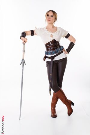 Polly Yangs Busty Wild Cunt IStripper