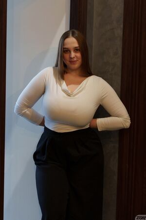 Adele Cotton Use Kind Words Busty Zishy