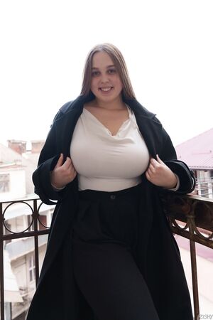 Adele Cotton Use Kind Words Busty Zishy