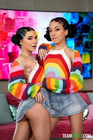 Delilah Dagger and Bianca Bangs Two Pussies, One Dildo, and a Cock: A True Work of Art