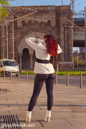 Jeny Smith Street Chic Sheer Leggings