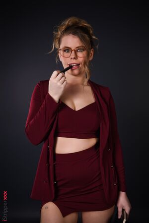 Samantha Joiner The Sexologist IStripper