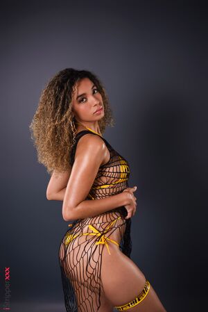 Valery Ponce IStripper Atomic Pleasure