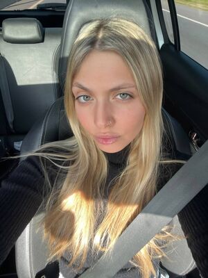 Gracewhitely Onlyfans Naughty Selfies