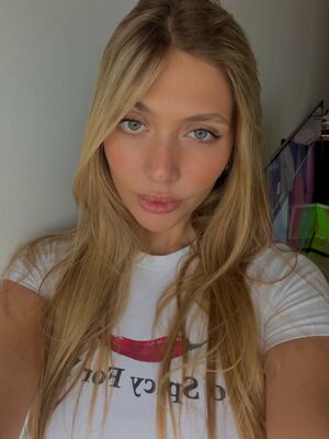Gracewhitely Onlyfans Candid Lifestyle