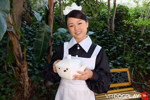 Lulu Chu VR Cosplay X Bridgerton Lady In Silver Parody