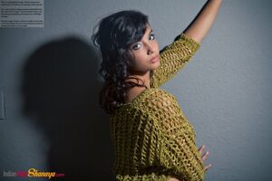 Indian Babe Shanaya Slender Busty
