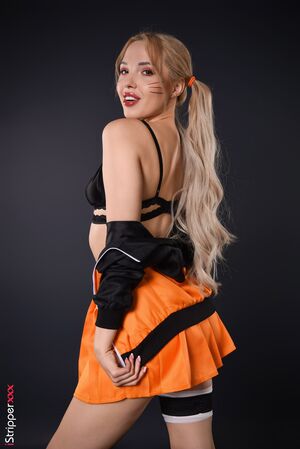 Leila Vale IStripper Harem Jitsu