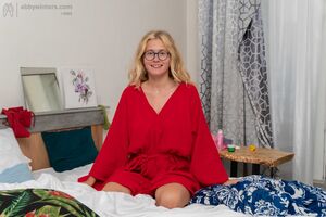 Junie Moonie Abby Winters Bedroom Play