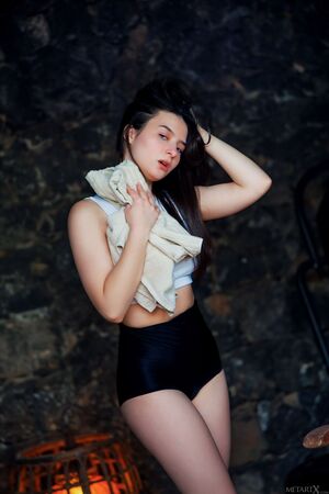 Chloe Moss MetArtX Fit My Body 1 Exercise