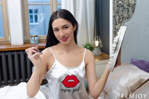 Yeva Femjoy Red Lips Pajamas