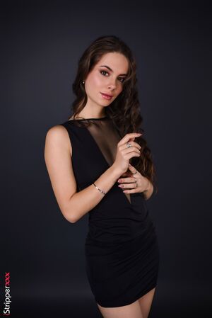 Liz Ocean IStripper Ce Soir Je Sors