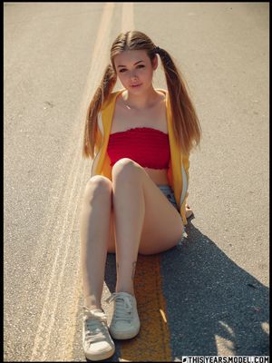 Lana Lea Nude American This Years Model Pics