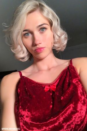 Spencer Nicks Velvet Bombshell