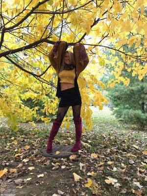 Meet Madden No Panty Skull Hose Nude Pics