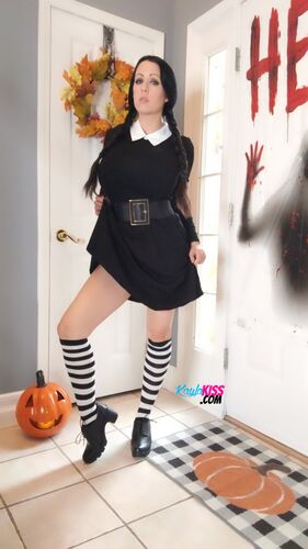 Kayla Kiss Wednesday Addams Cosplay Nude Pics