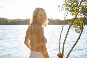 Lilly Silver Bridge Nude Muse